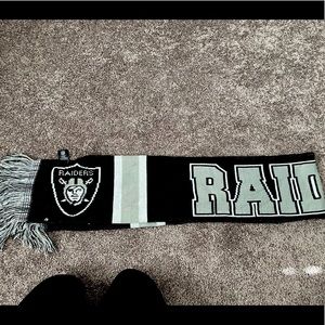 Las Vegas Raiders Scarf
